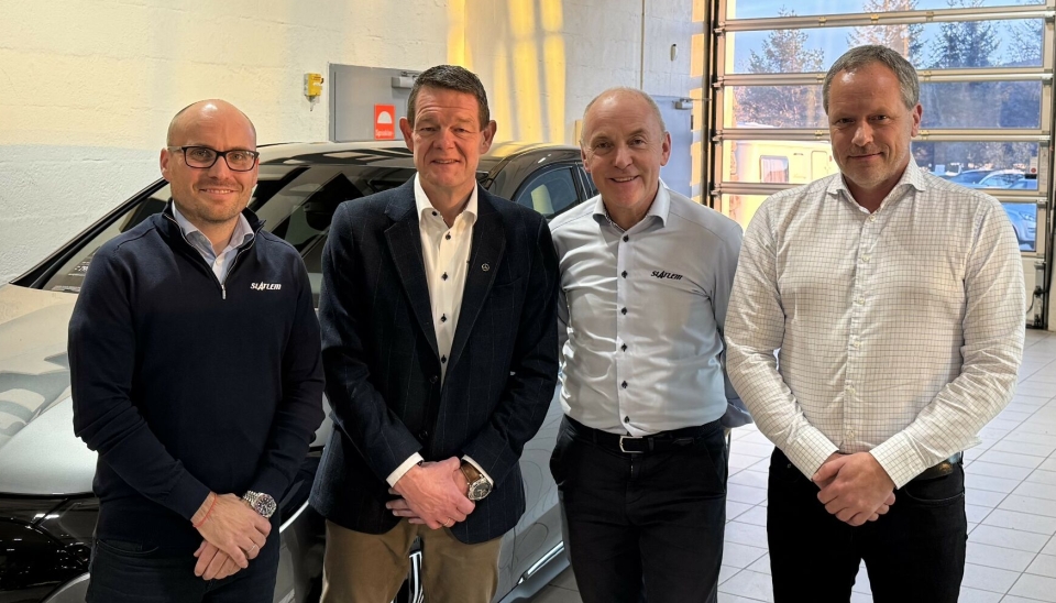 F. v.: Idar Slatlem, Thorbjørn Myrhaug (Direktør Mercedes-Benz Norge), Anton Slatlem, Per Jostein Ørslien (Direktør Forhandlernettverk Bertel O. Steen)