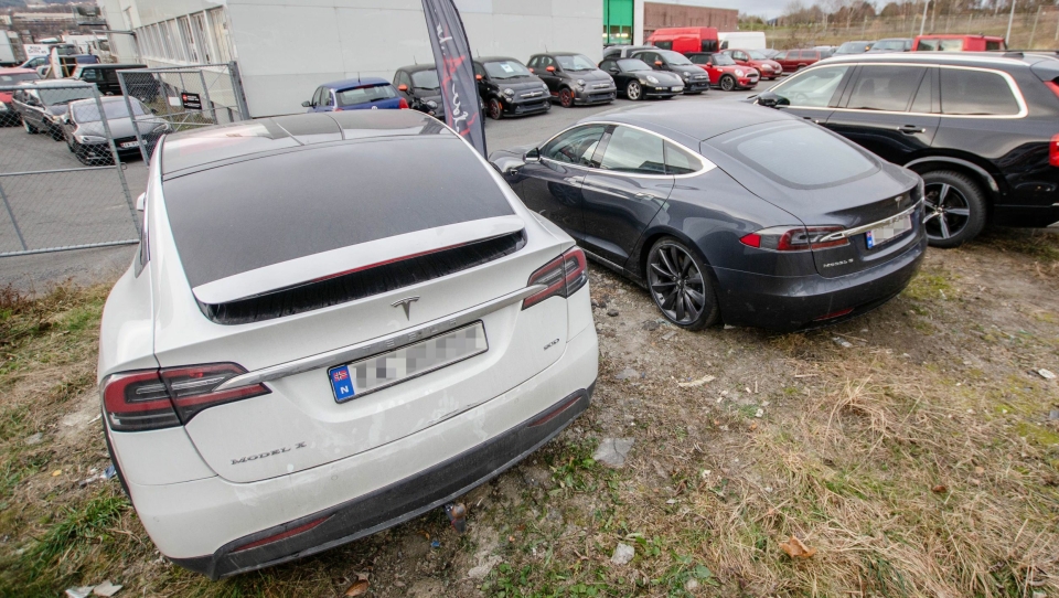 Tesla håndterer bare et fåtall av egne bruktbiler.