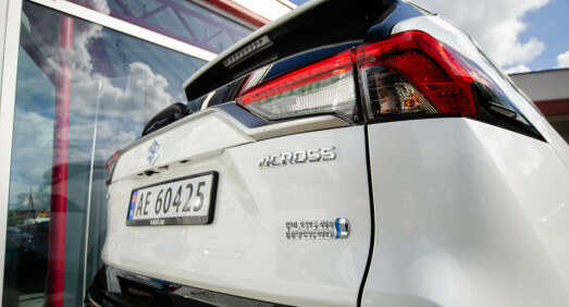 Ladbare hybrider: Så mye av avgiftsøkningen har importørene lagt på bilprisen Ladbare hybrider: Så mye av avgiftsøkningen har importørene lagt på bilprisen