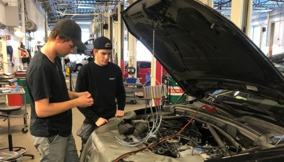 Møller Bil Grorud søker en kvalitets- og målbevisst person til nøkkelrollen som Fagtekniker / Teknisk leder!