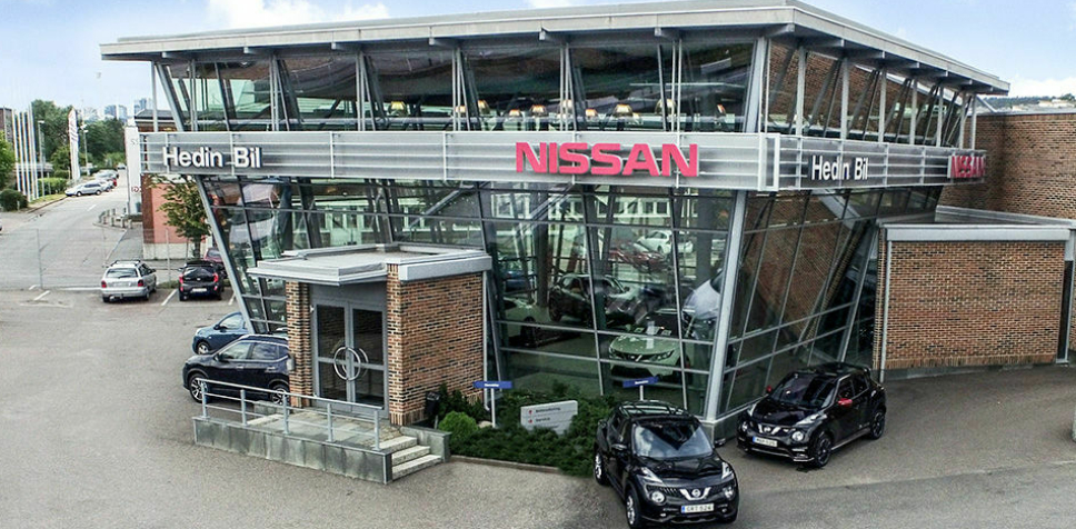 Nissan er blant merkene hos Hedin Bil. Bildet viser forhandleren i Gøteborg.