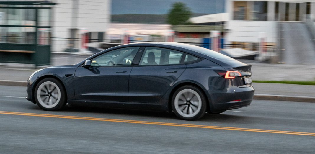 Over 64.000 Tesla Model 3 og Model Y er registrert i Norge siden de første Model 3-bilene kom i januar 2019.