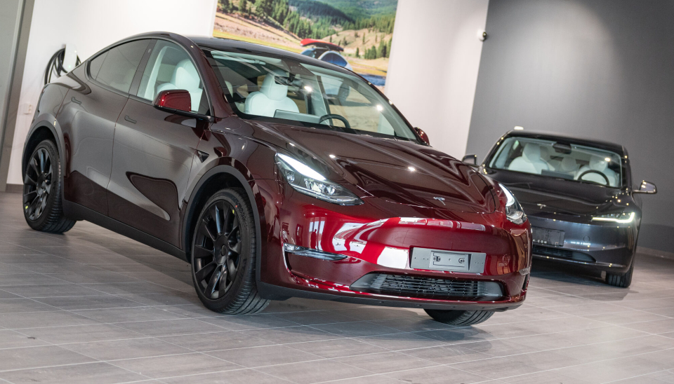 Både Model Y og Model 3 får priskutt.