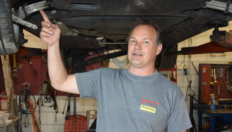 Nå blir det nye t-skjorter på daglig leder Kim Tresland og de øvrige ansatte i Tresland Bilskade - Mekonomen-verkstedet er solgt.