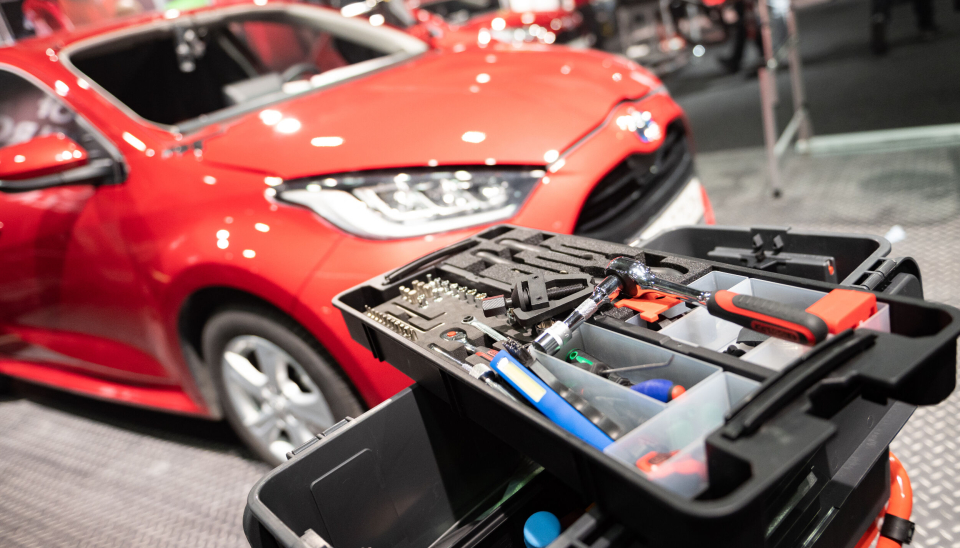 Kraftig økning i utbetaling til bilskader - over 1,2 milliarder i glass