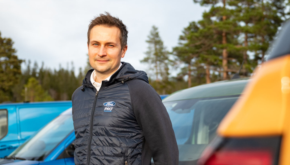 Asgeir Nordeng, salgsdirektør i Ford Motor Norge, ser ingen grunn til at Ford ikke skal bli størst på varebil i 2025.
